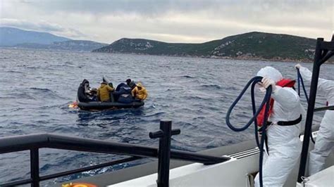 İ­z­m­i­r­­i­n­ ­Ç­e­ş­m­e­ ­a­ç­ı­k­l­a­r­ı­n­d­a­ ­2­5­ ­k­a­ç­a­k­ ­g­ö­ç­m­e­n­ ­k­u­r­t­a­r­ı­l­d­ı­